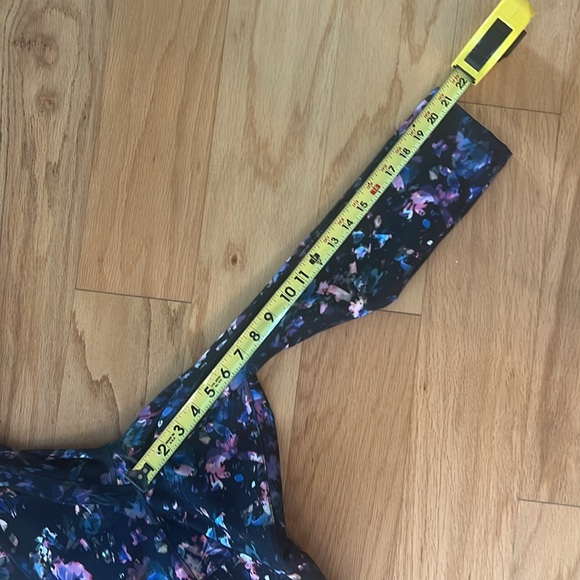 RBX ultra hold cropped leggings XS extra small pockets new floral abstract crop - Picture 10 of 14